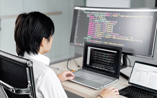 毕节 api php源码,下载的php源码怎么运行呢？